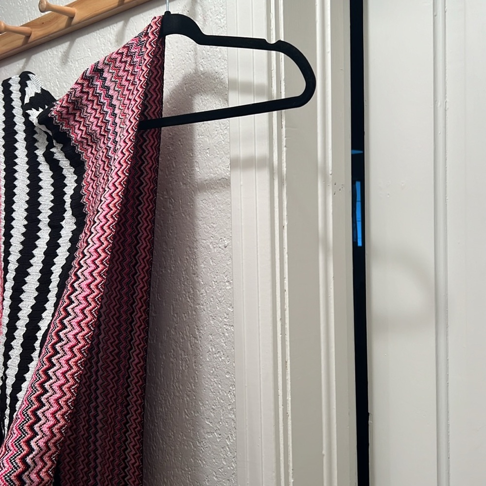Chevron Wool Blend Ruana XL - Picture 4 of 7